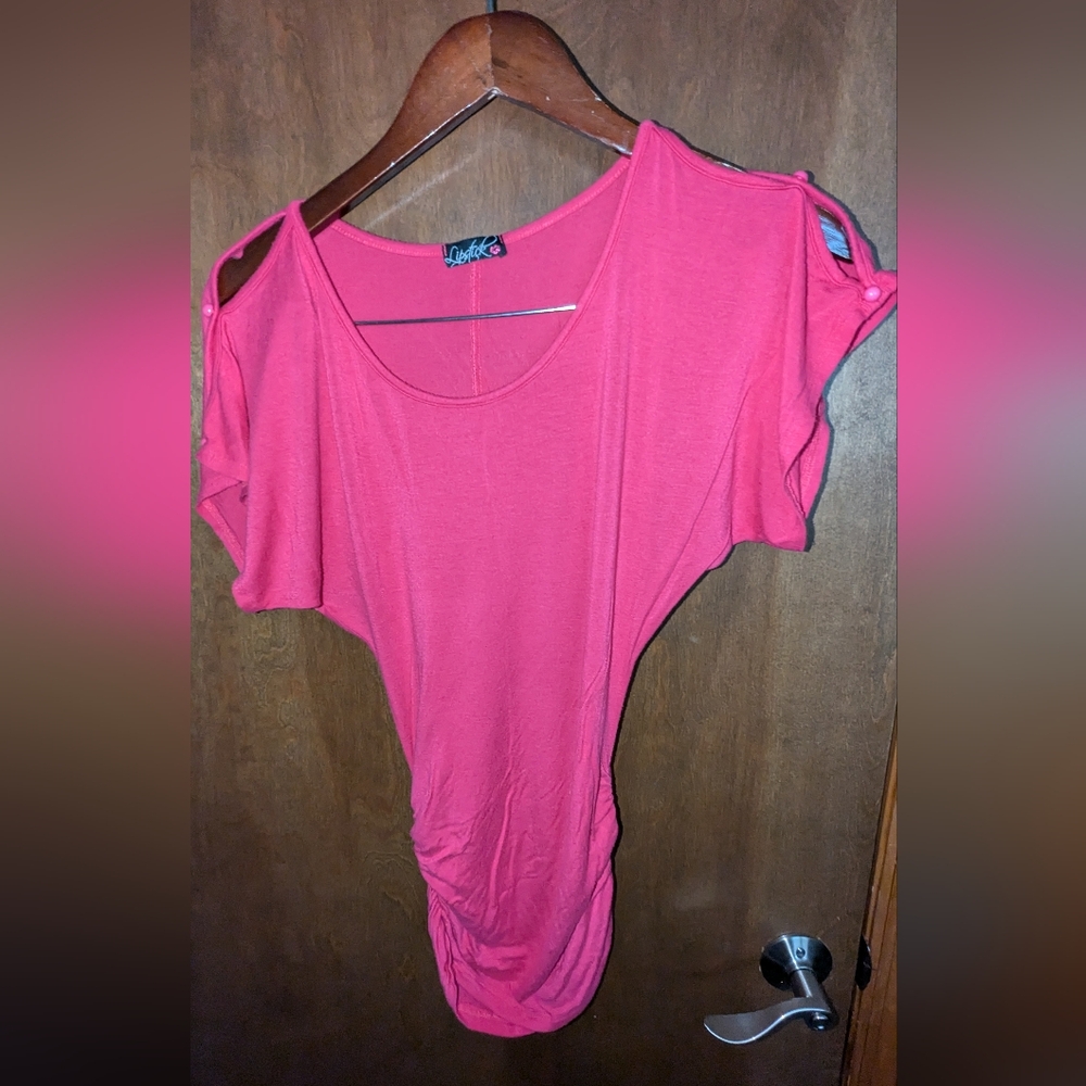 Cold shoulder pink shirt